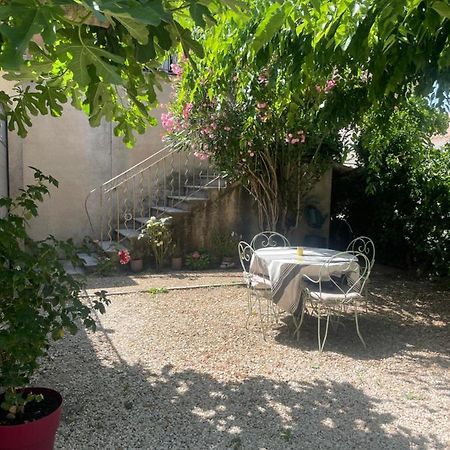 Appartement Avec Jardin En Ville Л'Іль-сюр-ла-Сорг Екстер'єр фото