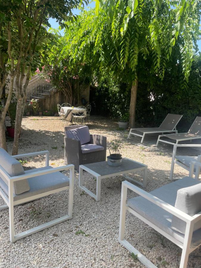 Appartement Avec Jardin En Ville Л'Іль-сюр-ла-Сорг Екстер'єр фото